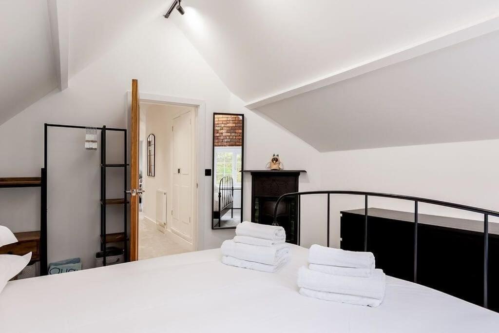 The Hideout Villa บอร์นมัธ ภายนอก รูปภาพ